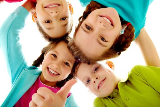 Enfants souriants