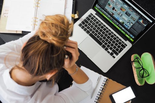 étudiante anxieuse